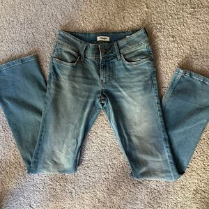Wrangler Women’s Light Blue Boot Cut Jeans